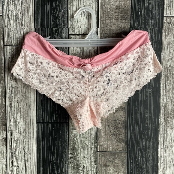 Adore Me Push-up and Panties - Picture 5 of 7